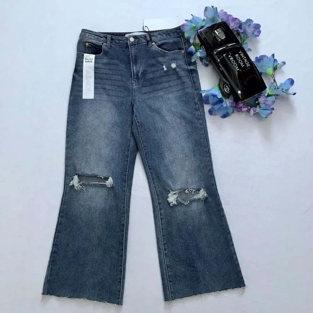 Tinseltown NWT High Rise Flare Jeans Juniors 9